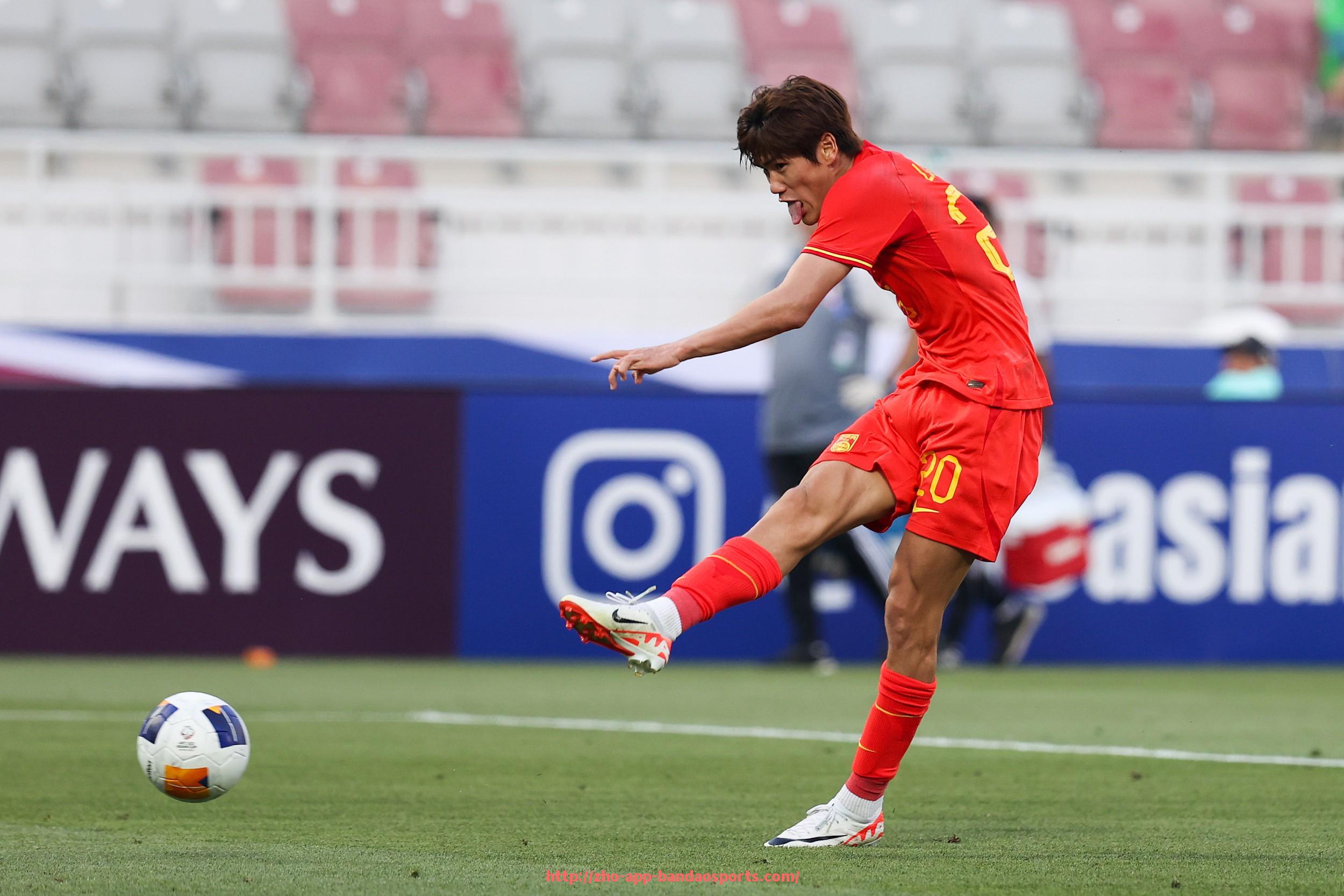 半岛体育app-2025年世俱杯球迷现场助威歌唱比赛活动精彩回顾